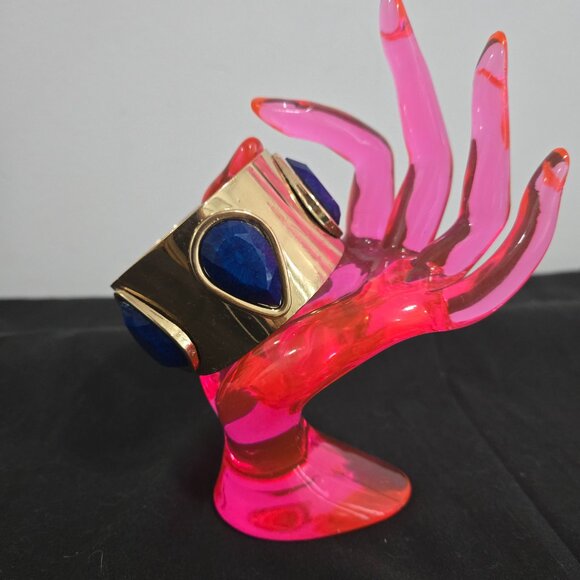 Amrita Singh wide cuff bracelet - Picture 4 of 16